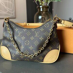 Louis Vuitton Boulogne bag like new